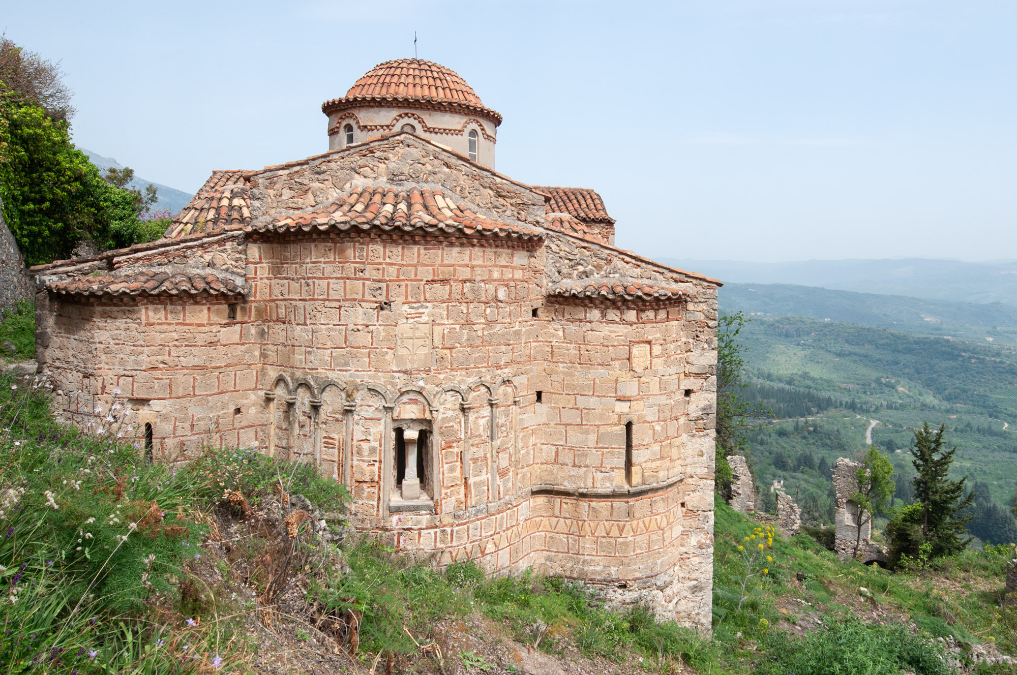 Ο ναός του Αγίου Νικολάου, ανατολική πλευρά